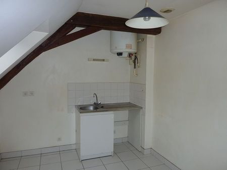 Location Appartement 3 pièces 53m² LA FLECHE 72200 - Photo 4