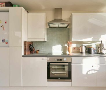 Waldeck Road, W4, London - Photo 2