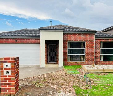 Spacious Home In Arnolds Creek Estate - Photo 5