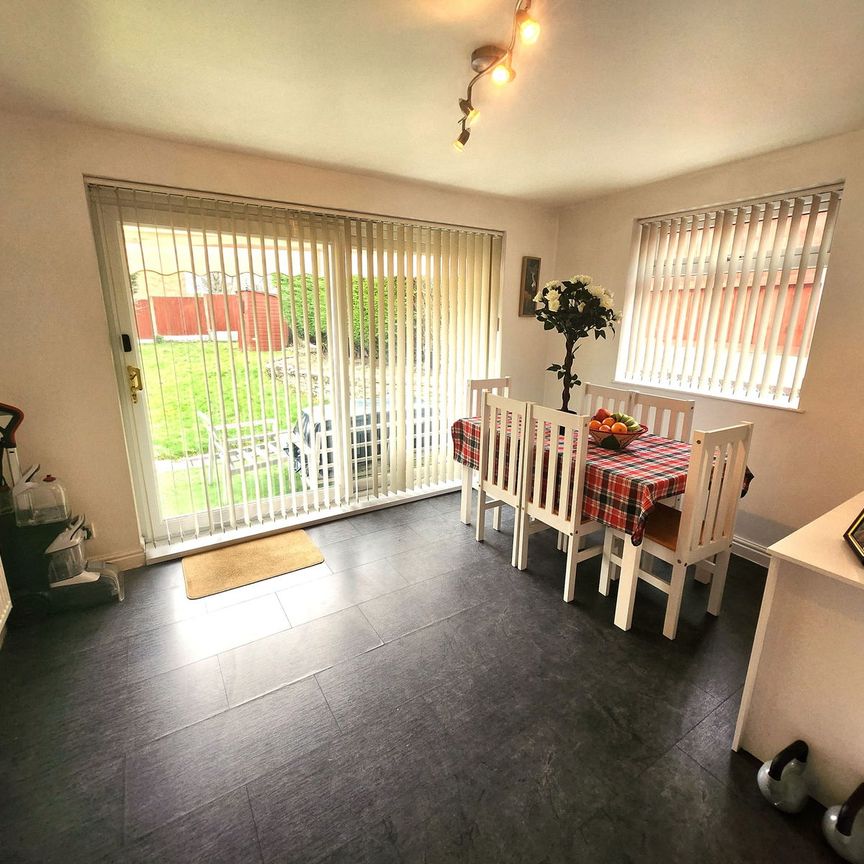 Park Avenue, Rowley Regis, B65 9ES - Photo 1