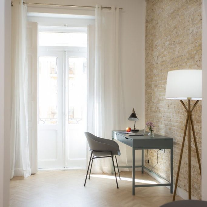 Impresionante Hogar de 3 Dormitorios en Russafa - Photo 1