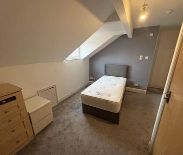 1 bedroom house of multiple occupation to rent - Photo 2