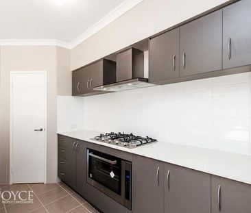 4 Affable Way, Atwell WA 6164 - Photo 6