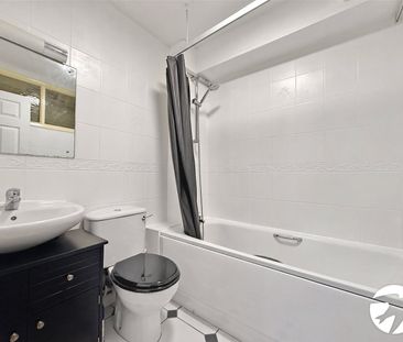 1 bedroom property to rent - Photo 6