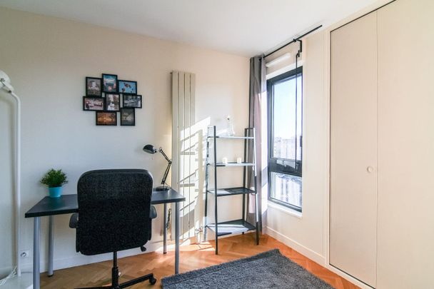 Rueil-Malmaison - Le Beauséjour - Chambre 5 - Photo 1