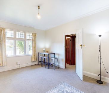 2/21 Essex Street, Aro Valley - Photo 6