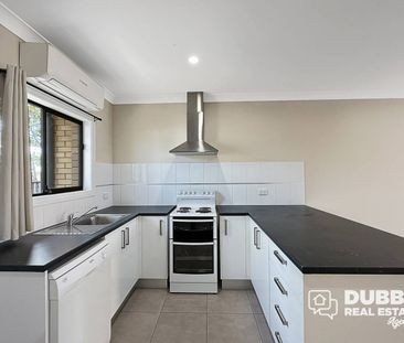 CENTRAL TWO BEDROOM UNIT - Photo 3