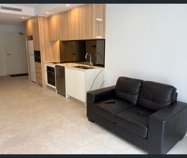 Walking Distance to Schofields Station and Shops - Photo 2