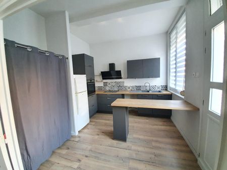 Location Appartement 2 pièces 65m² ARRAS 62000 - Photo 3