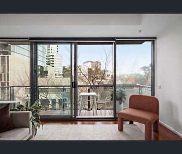 UNFURNISHED FLOORBOARD THREE BEDROOM ONE CARPARK APARTMENT LOCATED ... - Photo 2