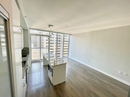 For Lease - 426 University Avenue Unit# 1209, Toronto, Ontario - Photo 5