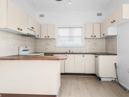 52 Passiefield Street, Liverpool NSW - Photo 5