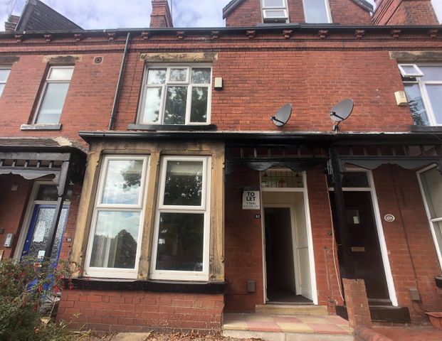 41 Headingley Mount, Headingley, Leeds, LS6 3EW - Photo 1