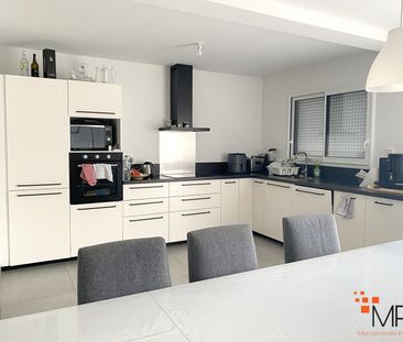 Location Maison 6 pièces 113m² - Photo 5