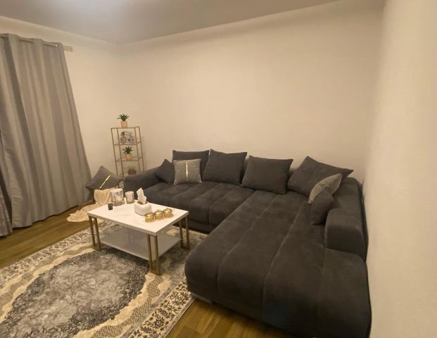 Nachmieter für unsere 2 Raum Wohnung - Photo 1