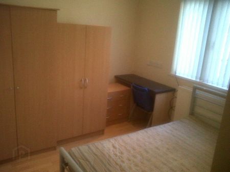 121 Wellesley Avenue Flat 1, Malone/Lisburn Road, Belfast, BT9 6DH - Photo 4