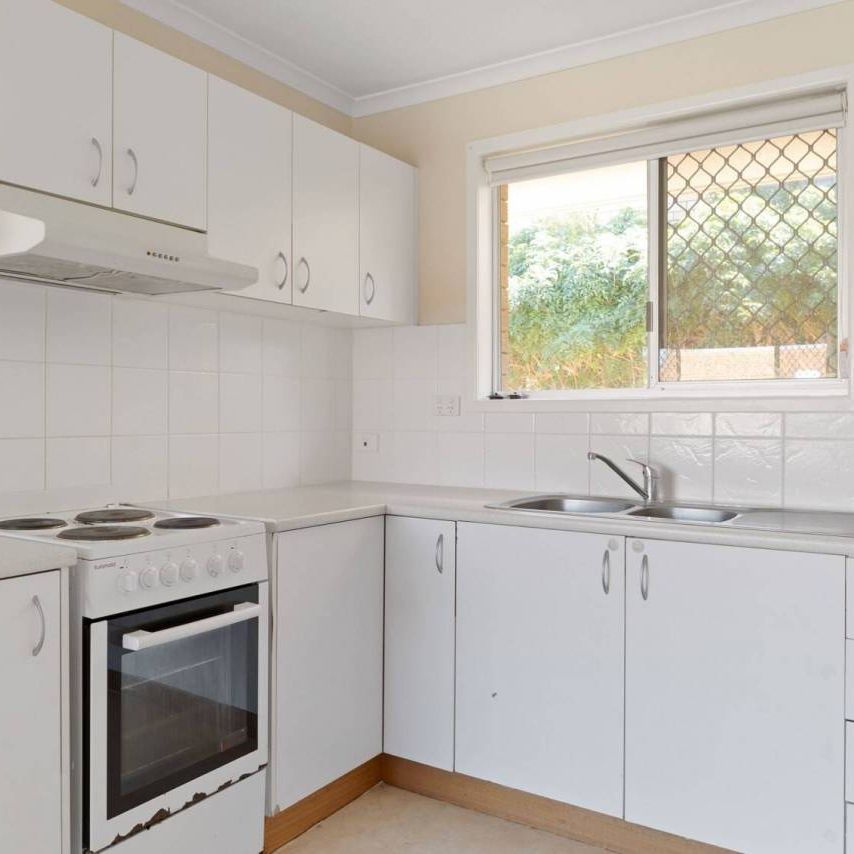 Low-maintenance living space in the heart of Drayton - Photo 1