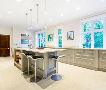 6 bedroom detached house to rent - Photo 4