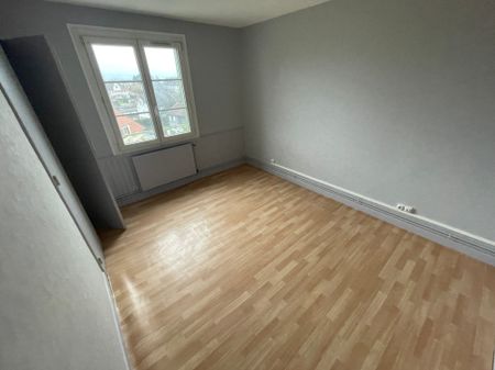 Location - Appartement T4 - 65 m² - Montbéliard - Photo 4