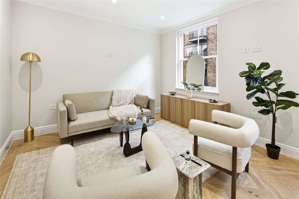Remarkable new 1 bedroom apartment, finished to an exacting standard throughout and beautifully furnished. - Photo 1