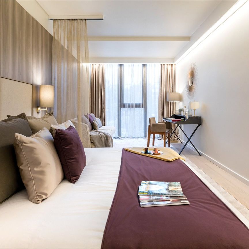 The Quarters, Swiss Cottage - Photo 1