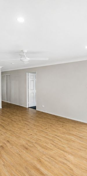 Rear Unit - Modern & Spacious 3 Bedroom Duplex with Private Outdoor Entertaining - Photo 1