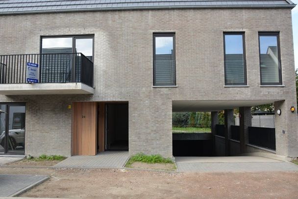 (gemeubeld) Recent appartement met ondergrondse autostaanplaats & aparte berging (eerste verdieping) - Foto 1