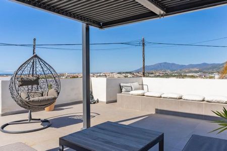 Luxury Villa for rent in Nueva Andalucia, Spain - Photo 2