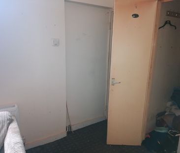 Studio Flat, Doncaster Road, S65 - Photo 6