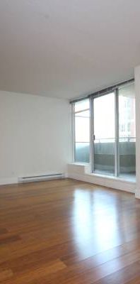 LOCATION! 1 Bd + 1 Bth - Efficient Layout @ THE BEASLEY! - Unfurnished - Photo 1