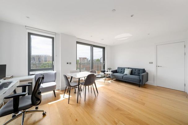 3 bedroom apartment to rent - Photo 1
