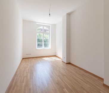 ETAGENWOHNUNG MIT TOP AUSSTATTUNG // 2 Zimmer, offene Wohnküche & modernes Badezimmer - Photo 3