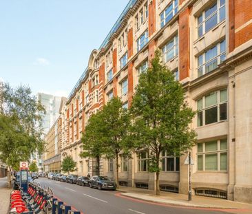 Leman Street - Photo 4