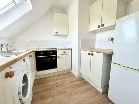 2 bedroom flat to rent - Photo 5