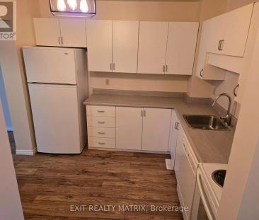 3 BENTBROOK CRESCENT - Photo 4