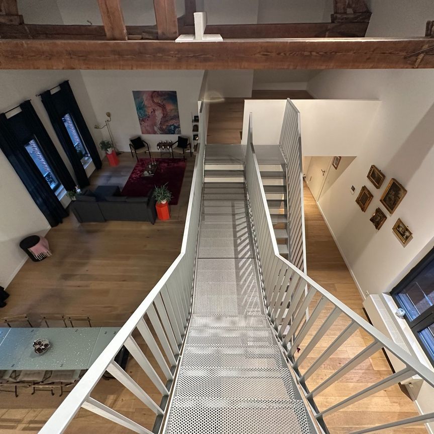 Stijlvolle gemeubelde loft met karakter (voor korte termijn) - Photo 1