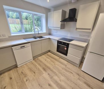 2 bedroom terraced house to rent - Photo 6