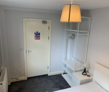 1 bedroom - Photo 3
