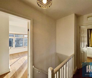 3 bedroom semi-detached house to rent - Photo 4