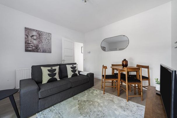 1 bedroom ground floor flat to rent - Photo 1