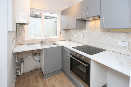 44 Orkney Street, Belfast, BT13 3GR - Photo 5