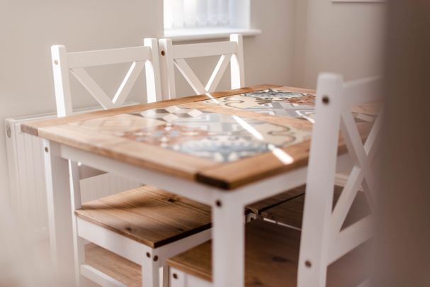 Light, Clean and Fresh 💛 Double En Suite Room 2 - Double En-Suite - Photo 1