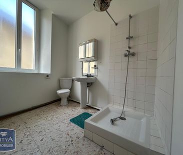 Location Appartement 3 pièces 62m² CARPENTRAS 84200 - Photo 2