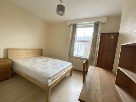 8 bedroom house to rent - Photo 4