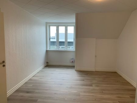 Total renoveret 3-værelses i hjertet af midbyen - Photo 3