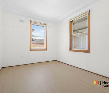 Refreshed 3-Bedroom Home - Photo 2