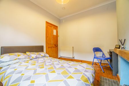 21 Newborough Street - Photo 5