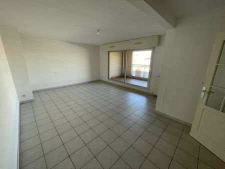 Appartement 58 m² - 2 Pièces - Nîmes (30900) - Photo 4
