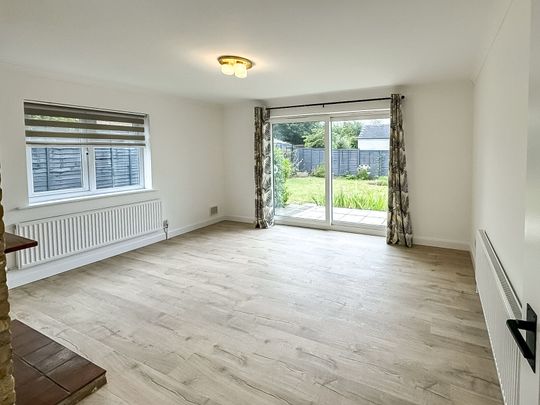 Guelphs Lane, CM6, Dunmow - Photo 1