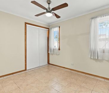 2 BEDROOM UNIT FOR RENT IN ST ALBANS - Photo 3